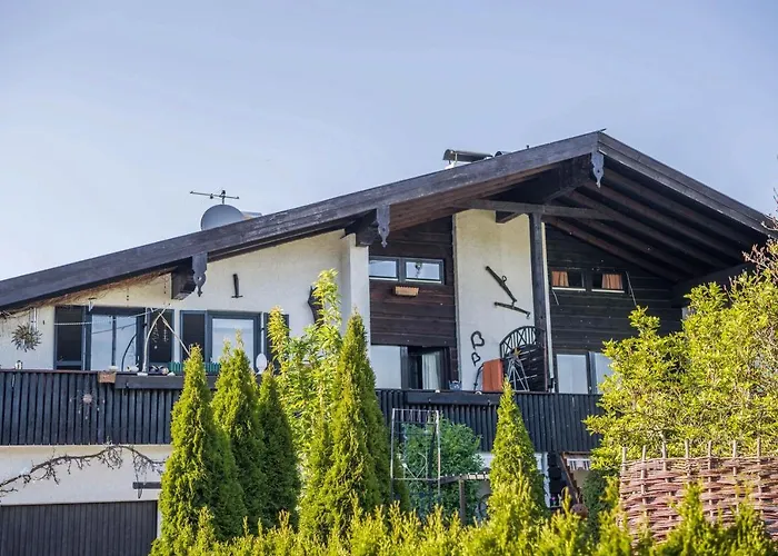 Direkt Zwischen Chiemsee U Alpen Dg Apartamento