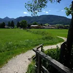 Apartment Direkt Zwischen Chiemsee U Alpen Dg *