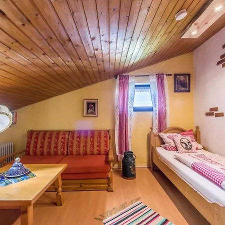 Apartment Direkt Zwischen Chiemsee U Alpen Dg *
