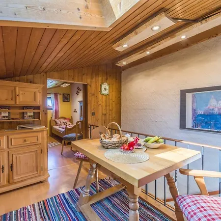 Apartment Direkt Zwischen Chiemsee U Alpen Dg *